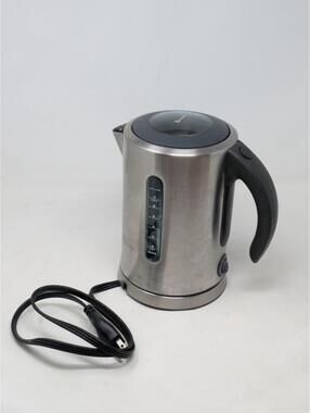 Breville BKE700BSS Tea Kettle - Brushed Stainless Steel